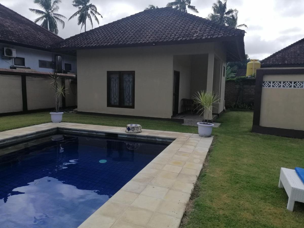 Yuli'S Homestay Kuta  Kültér fotó