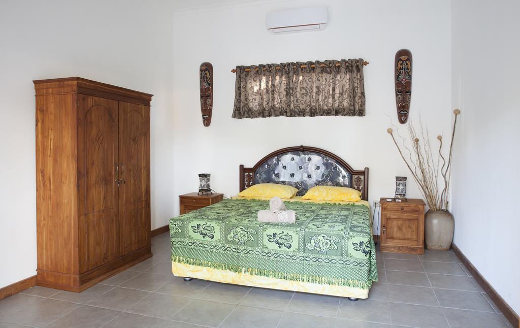 Yuli'S Homestay Kuta  Kültér fotó